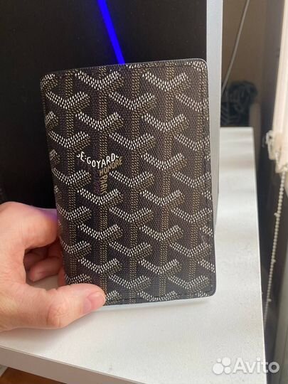 Обложка на паспорт из натуральной кожи Goyard