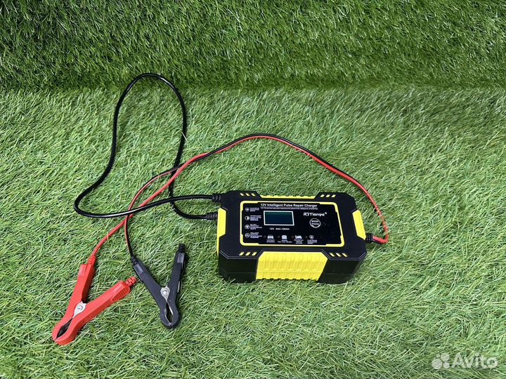 Автоматическое зарядное устройство RJ-C 120501A (Ц