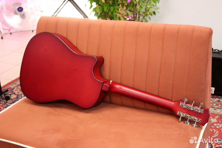 Гитара Belucci