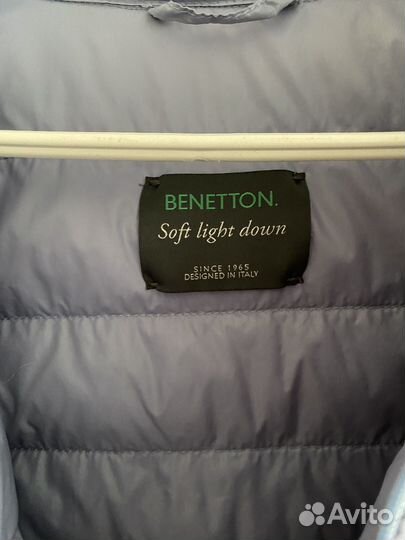 Ветровка женская