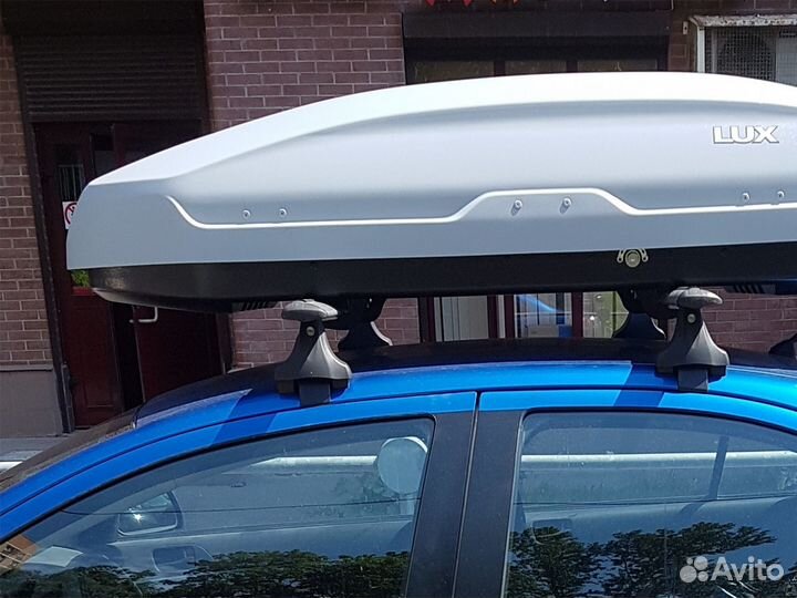 Автобокс Lux 450л белый глянцевый