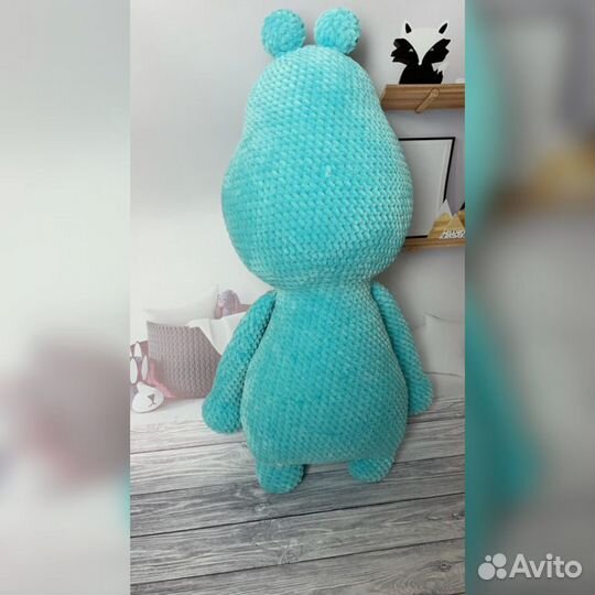 Вязаный бегемот