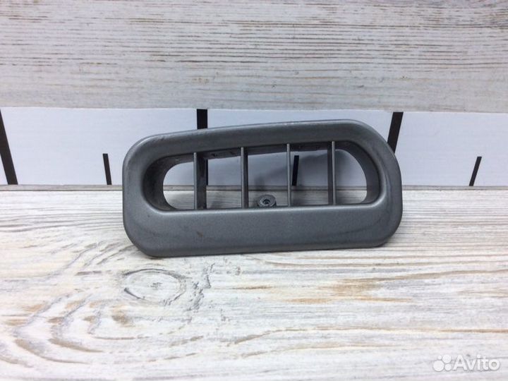 Дефлектор воздушный левый Bmw 7-Серия E65/E66