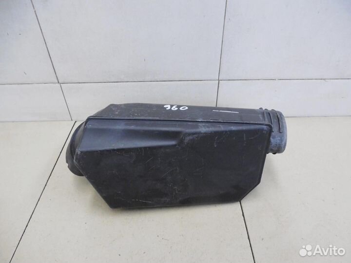 Резонатор воздушного фильтра Duster 2012