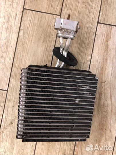 Радиатор кондиционера Kia Spectra седан 1.6 2001