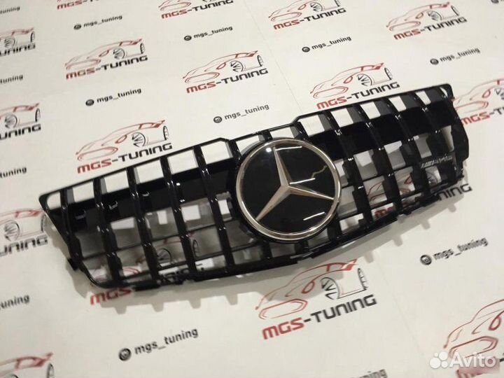 Решетка GLK 08-12 GT Black Дистроник + AMG