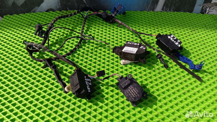 Сервопривод заслонки печки Opel Vectra C