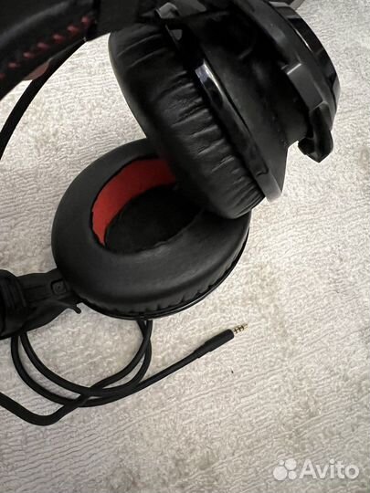 Игровые наушники HyperX