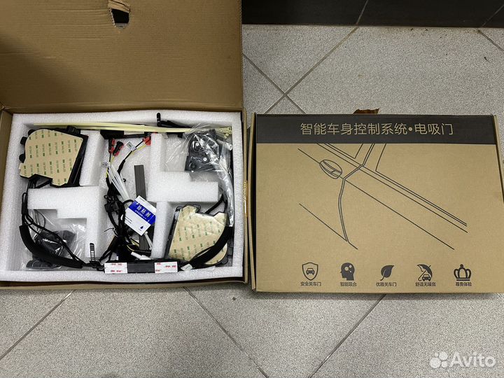 Доводчики дверей Lexus UX200 18-23г, LC 200