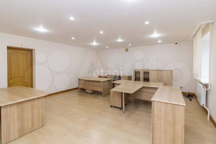 Продам офисное помещение, 128.3 м²