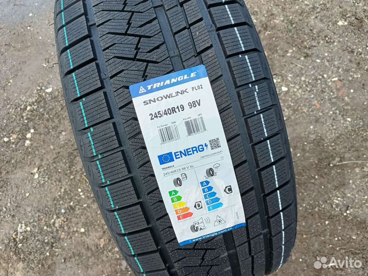 Triangle PL02 245/40 R19 98V