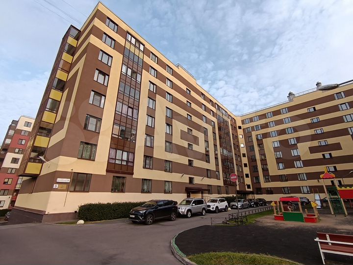 3-к. квартира, 70 м², 3/8 эт.