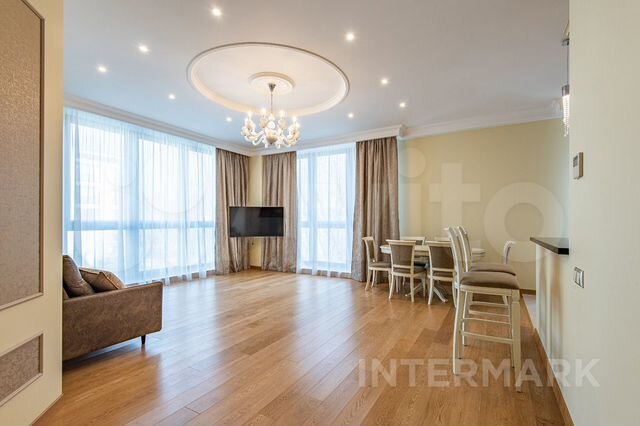 5-к. квартира, 190 м², 2/6 эт.