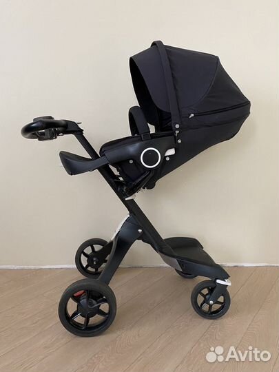Коляска Stokke
