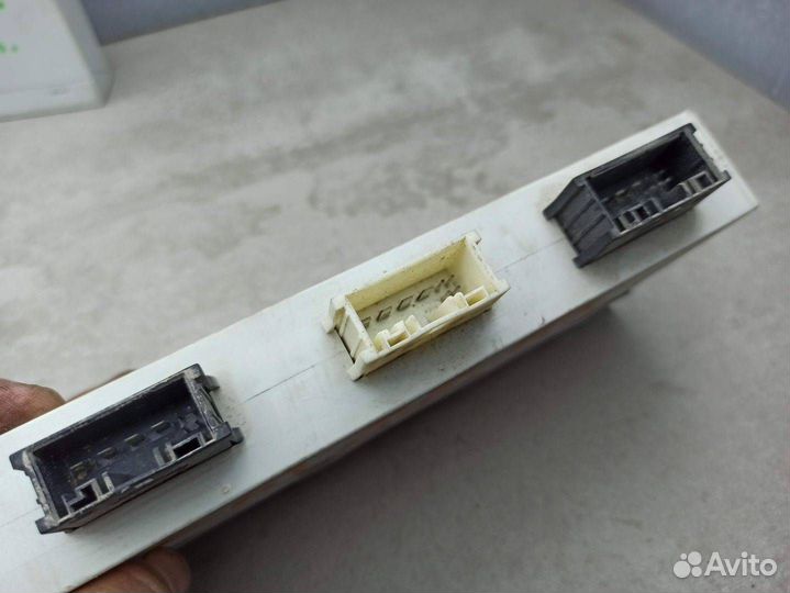 Блок управления крышкой багажника BMW X5 E70 рест