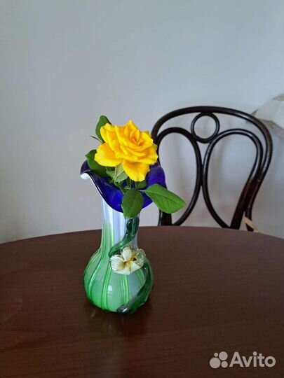 Ваза для цветов СССР из цветного стекла