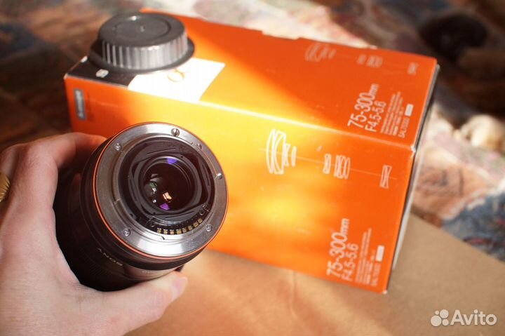 Объектив Sony 75-300mm f4,5-5,6 macro