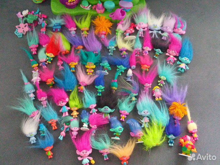Коллекция троллей и домик trollls