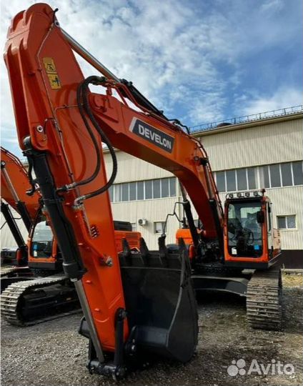Гусеничный экскаватор DOOSAN DX300LCA-7M, 2023