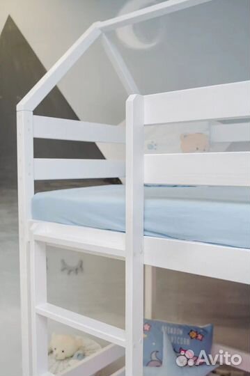 Кровать для девочки подростка / детская кроватка