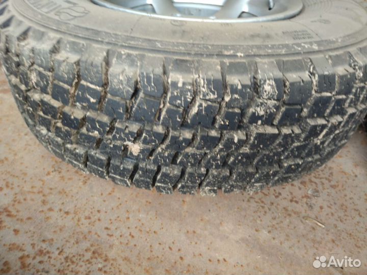 КАМА И-520 235/75 R15