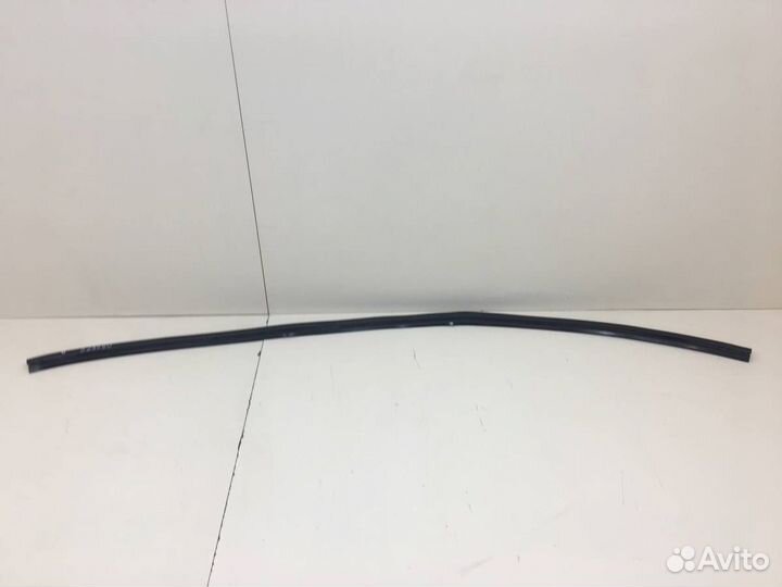 Уплотнитель Наружный LADA Largus 2012