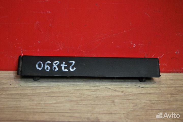 Накладка крыла Audi A8