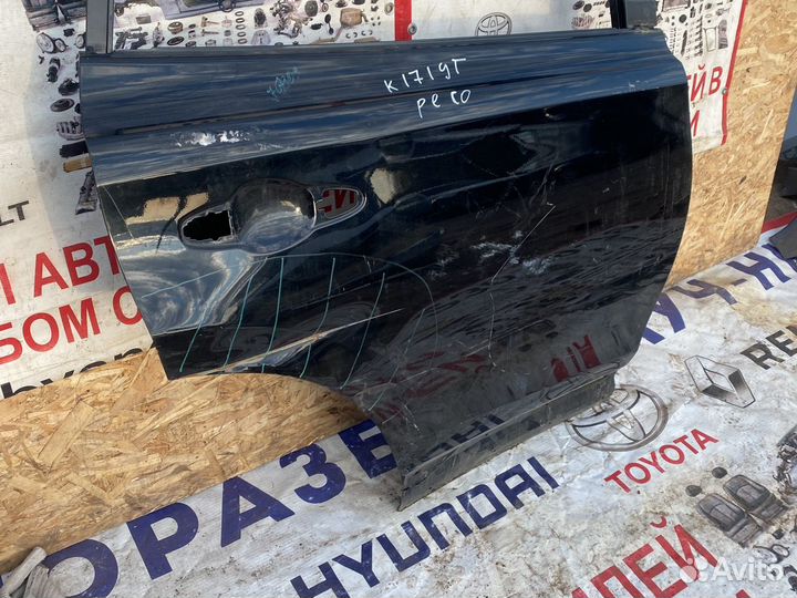 Дверь задняя правая Toyota Rav 4 40 2016