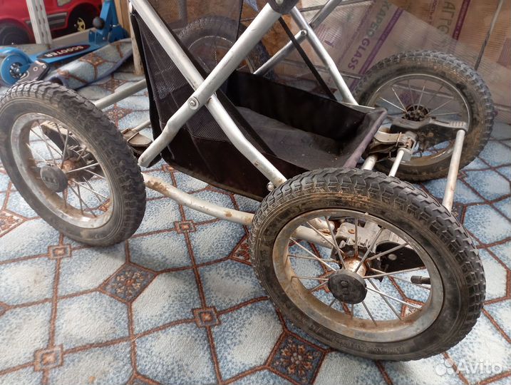 Продам детскую коляску 2 в 1