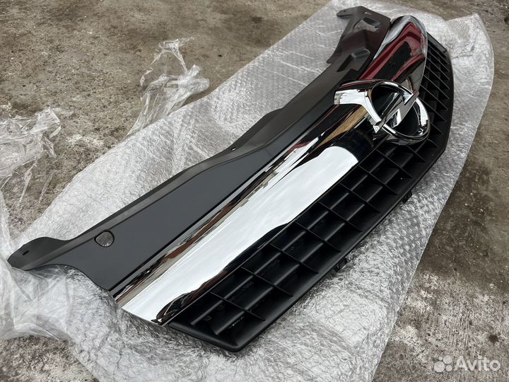 Решетка радиатора opel astra h gtc купе