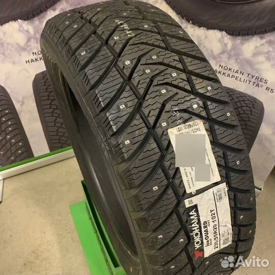 Yokohama IceGuard Stud IG65 235/55 R20 102T