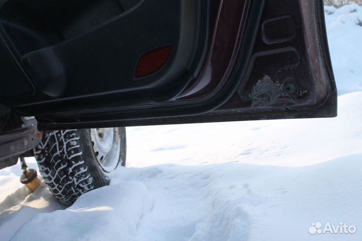 Geely Emgrand ec7 дверь передняя правая