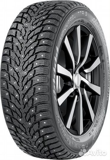 Nokian Tyres Hakkapeliitta 9 215/50 R17 95T