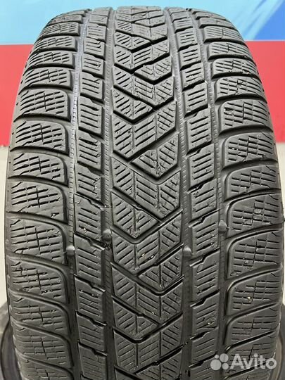 Pirelli Scorpion Winter 265/40 R21 и 295/35 R21