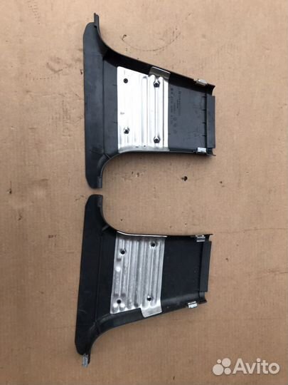 Обшивка средних стоек нижних Mercedes W210 (75)