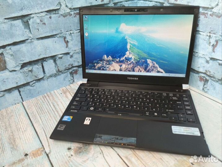 Мощный Toshiba Satellite R630 на i3/ SSD