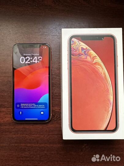 iPhone Xr, 64 ГБ