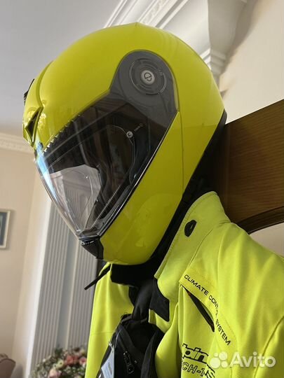 Мотошлем schuberth