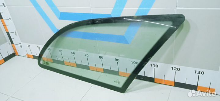 Стекло заднее боковое правое