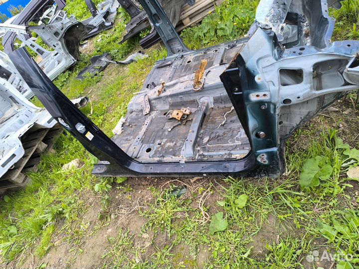 Toyota Prado 150 Порог правый кузовной