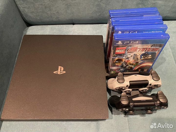 Sony playstation 4 pro 1tb +6 игр