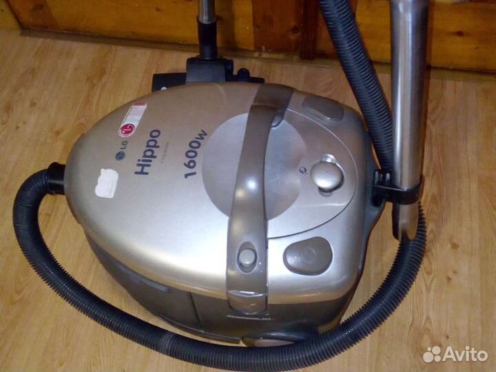 Пылесос LG hippo 1600