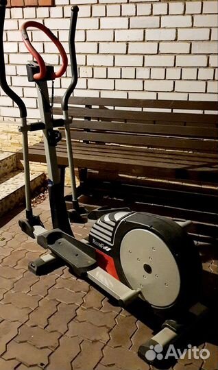 Эллиптический тренажер