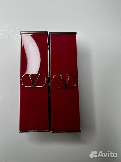 Valentino помада