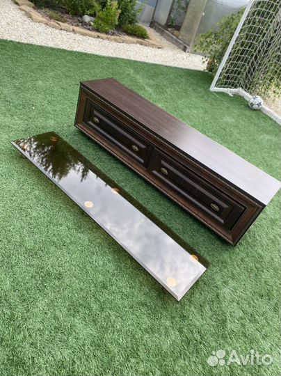 Тумба под телевизор