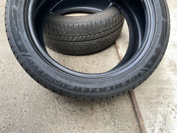 Sailun Ice Blazer Alpine EVO1 245/45 R18