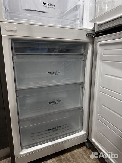 Холодильник lg