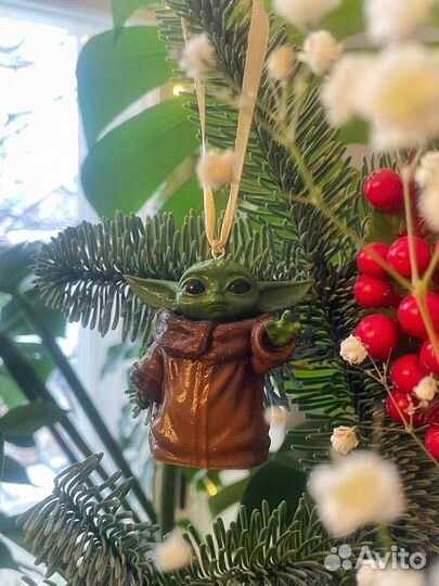 Подарок Елочная игрушка малыш Йодо