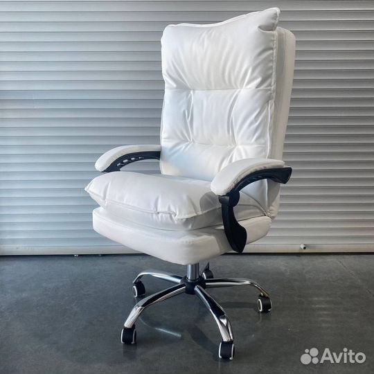 Компьютерное кресло Boss с функцией массажа