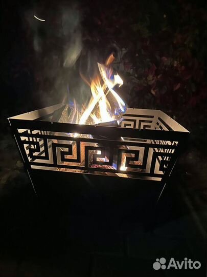 Костровая чаша с дизайном